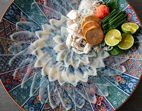 ふぐ刺身（てっさ）、てっちり、ふぐ唐揚げ他 土鍋ご飯